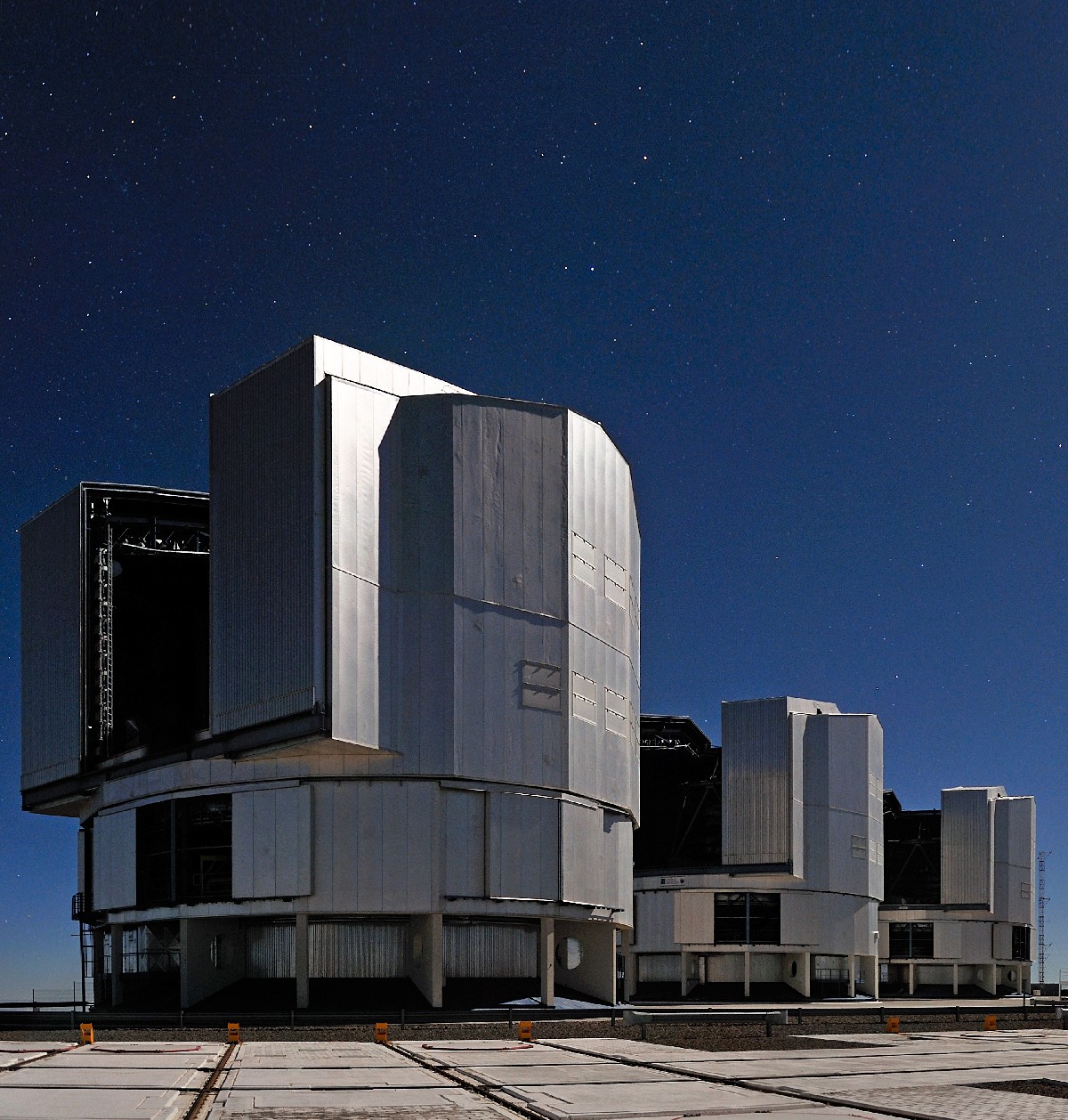 VLT Very Large Telescope