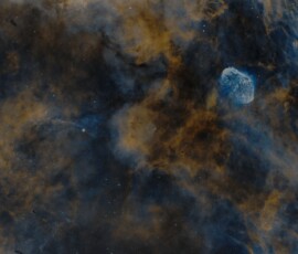 Dennis Wilde Crescent and Soap Bubble